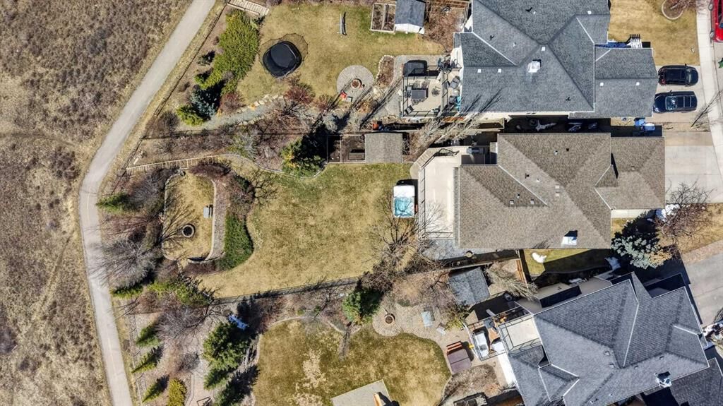 186 Royal Birkdale Crescent NW, Calgary — photo 4 of 50