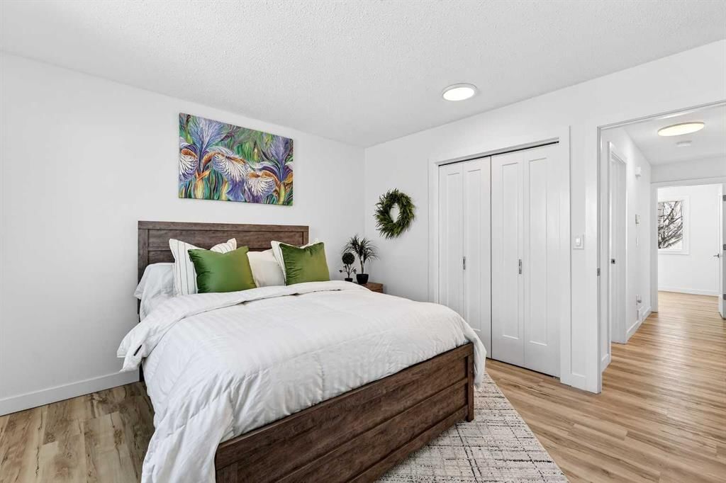4311 Dovercrest Drive SE, Calgary — photo 5 of 47