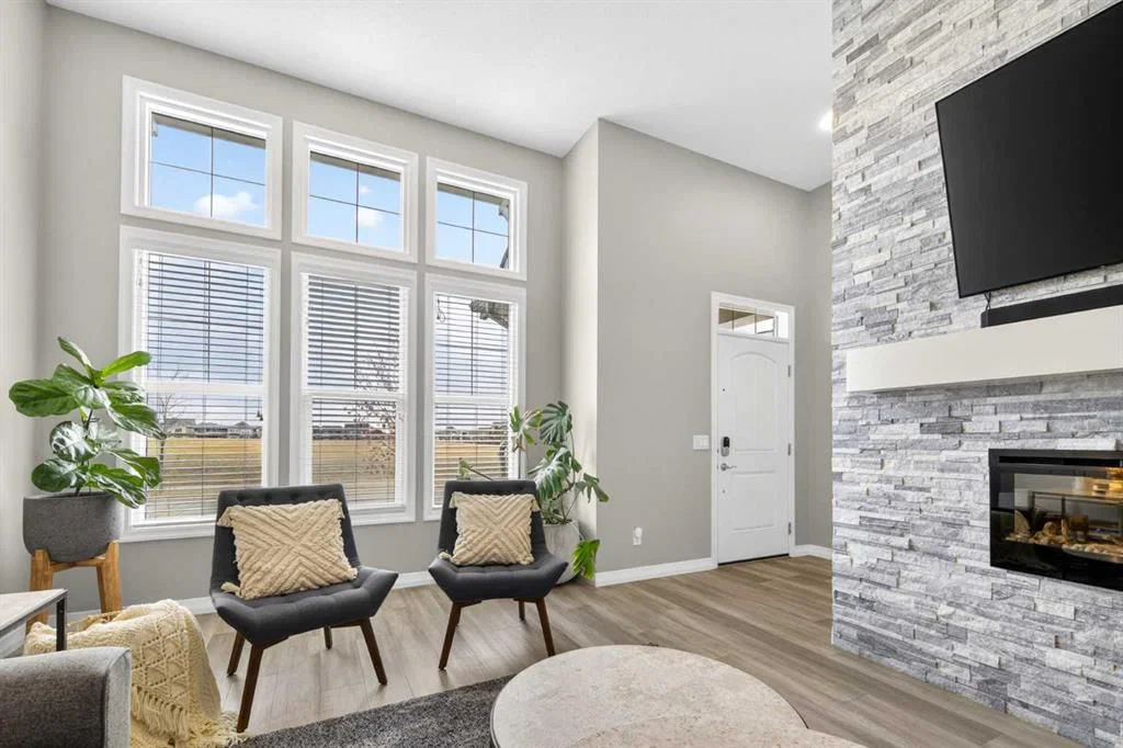 261 Masters Road SE, Calgary — photo 4 of 50
