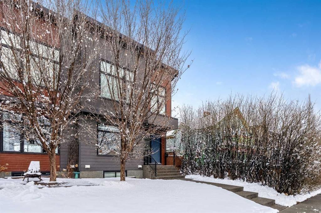 1514 33 Avenue SW, Calgary — photo 2 of 50