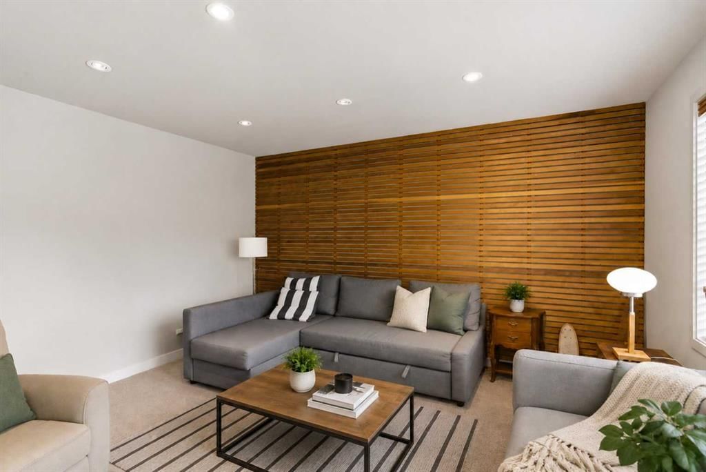 2910 Marquette Street SW, Calgary — photo 5 of 44