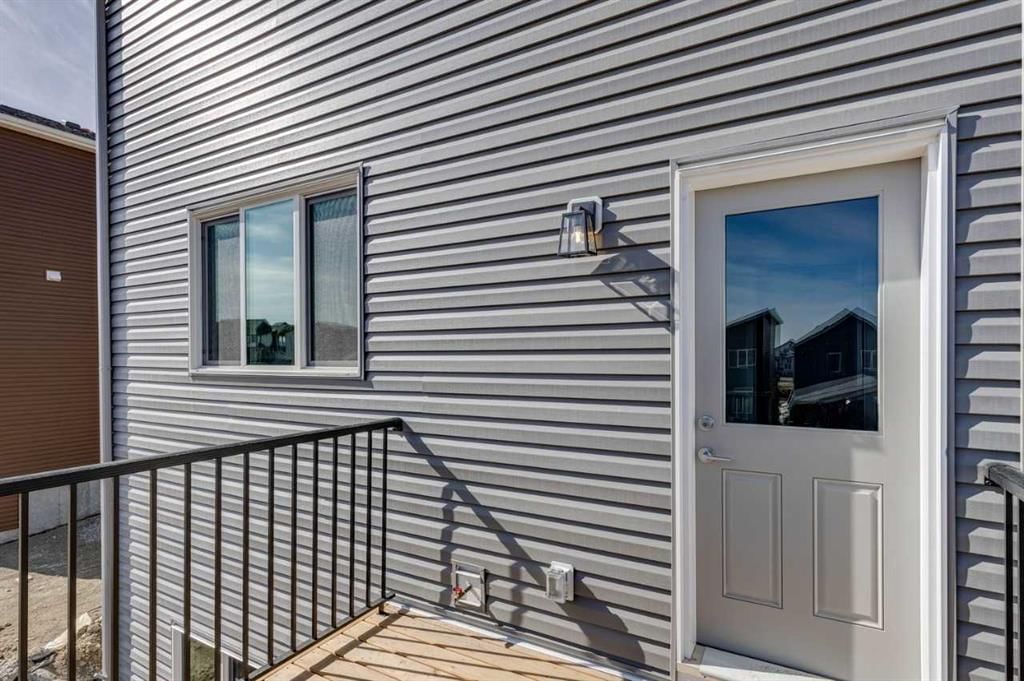 303 Herron Landing NE, Calgary — photo 5 of 28