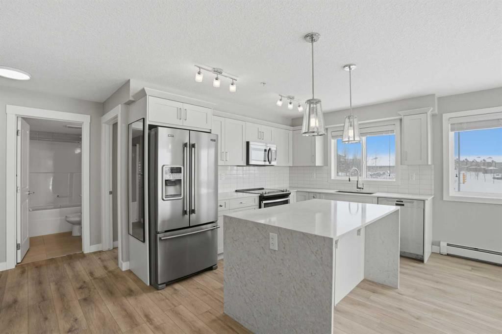4302, 450 Sage Valley Drive NW, Calgary — photo 5 of 38