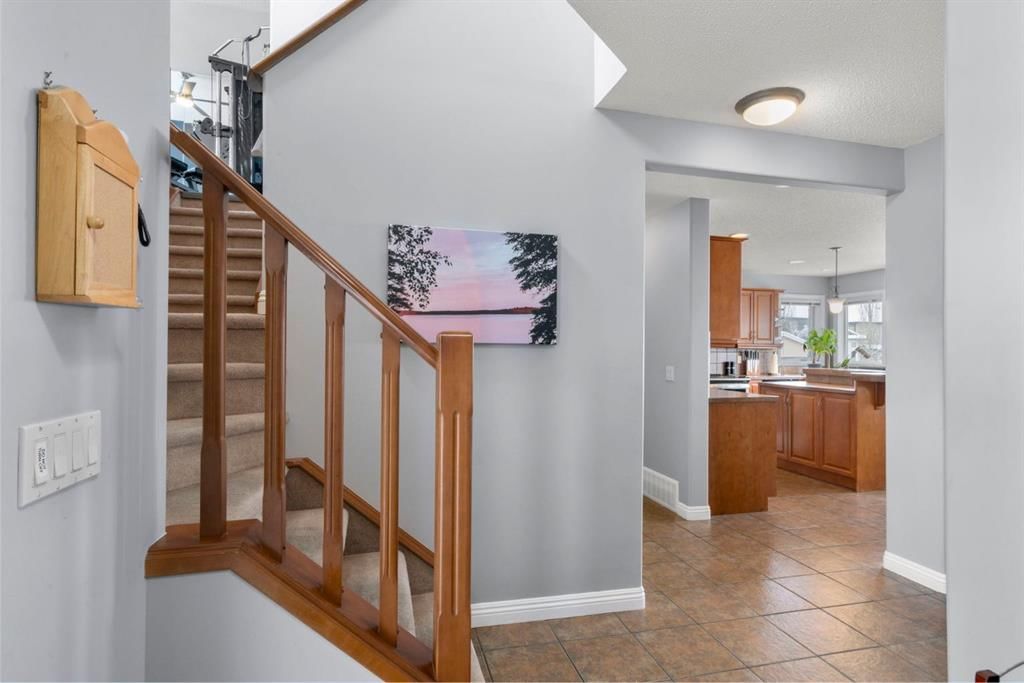 147 Coventry Hills Drive NE, Calgary — photo 4 of 50