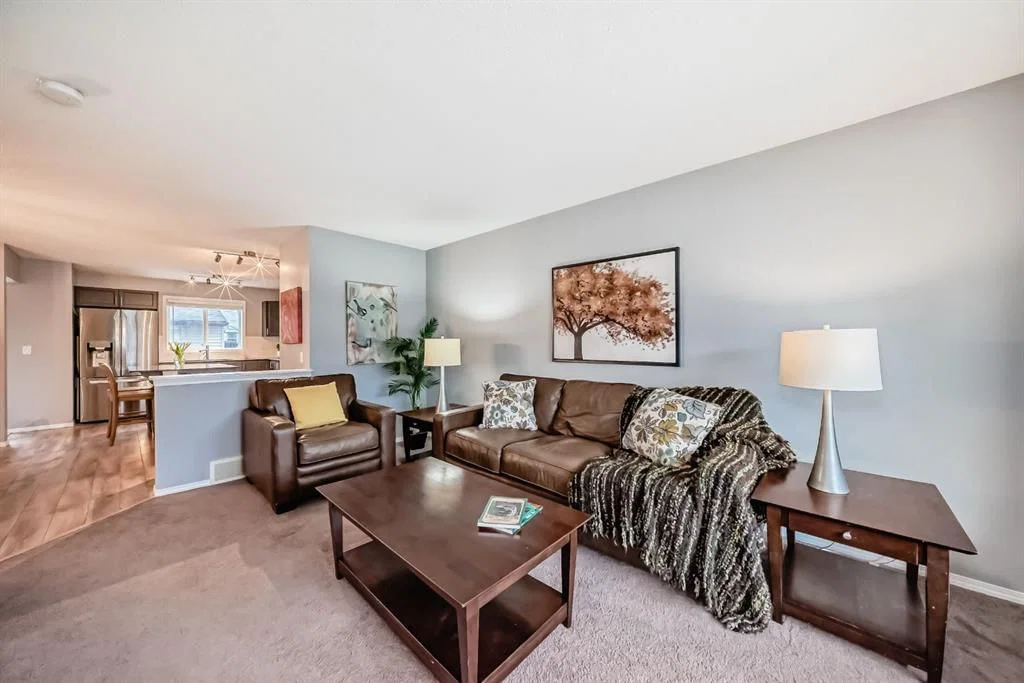44 LEGACY Crescent SE, Calgary — photo 5 of 47