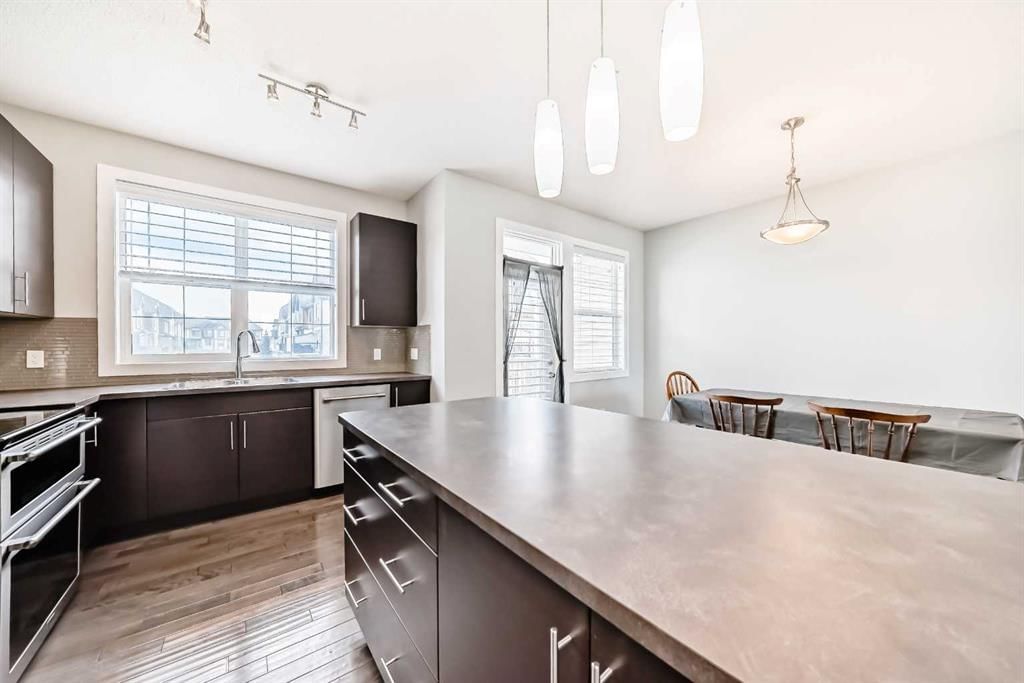 112, 130 New Brighton Way SE, Calgary — photo 5 of 39