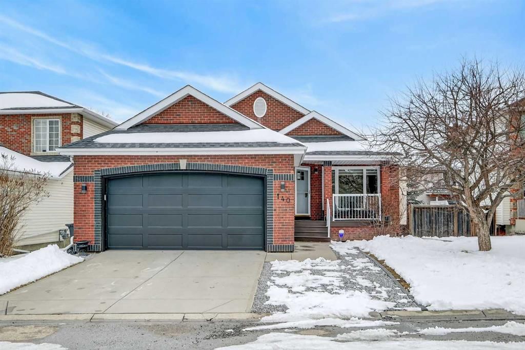 140 Citadel Park NW, Calgary — main listing photo