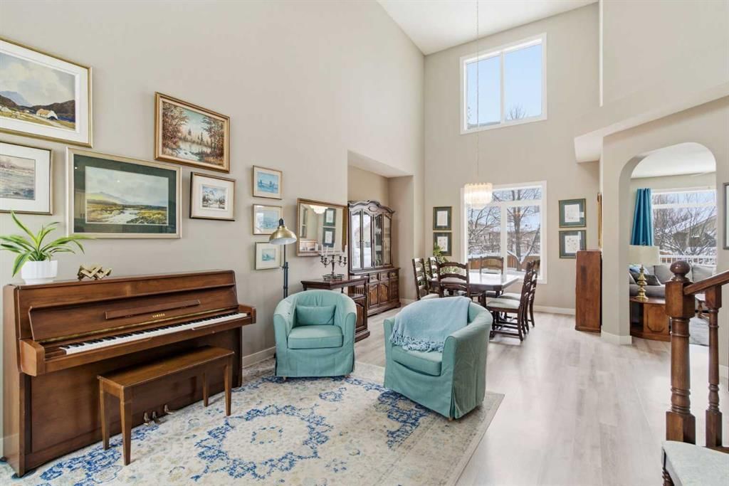 206 Sierra Nevada Close SW, Calgary — photo 4 of 50
