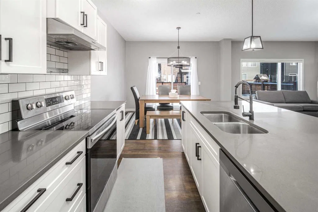 80 Howse Manor NE, Calgary — photo 5 of 37