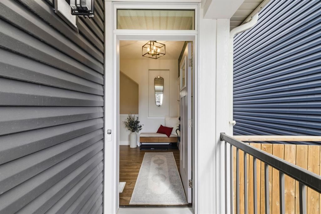 743 Seton Circle SE, Calgary — photo 3 of 46