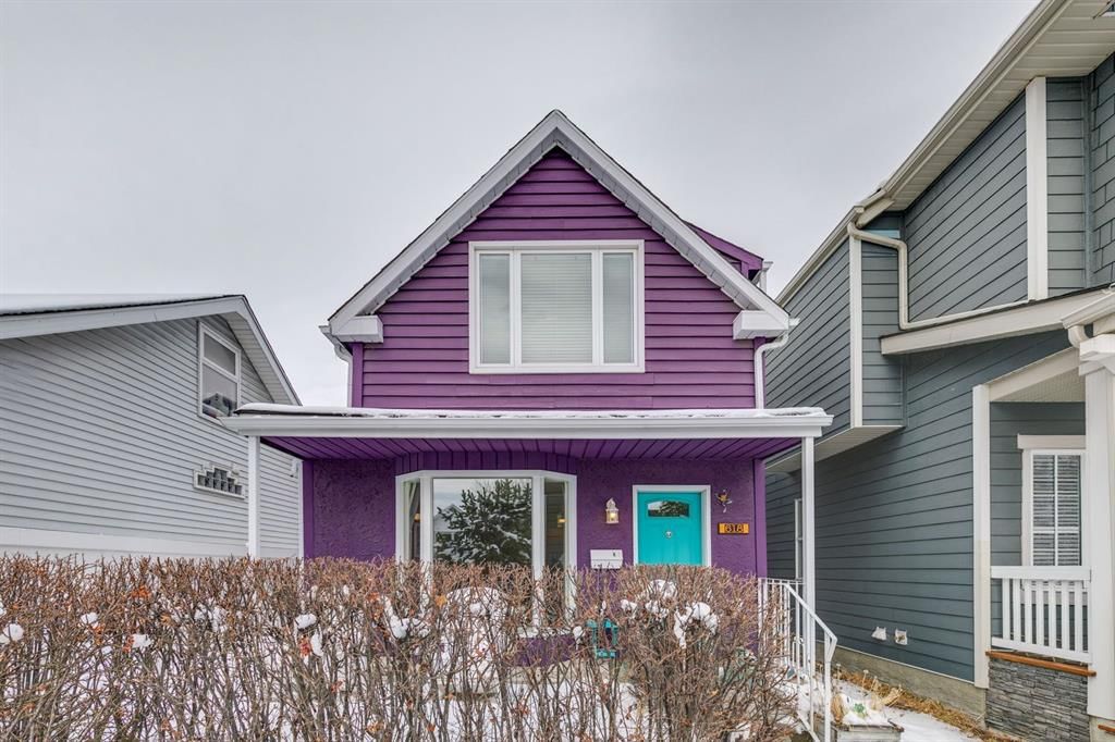 618 21 Avenue NW, Calgary — main listing photo