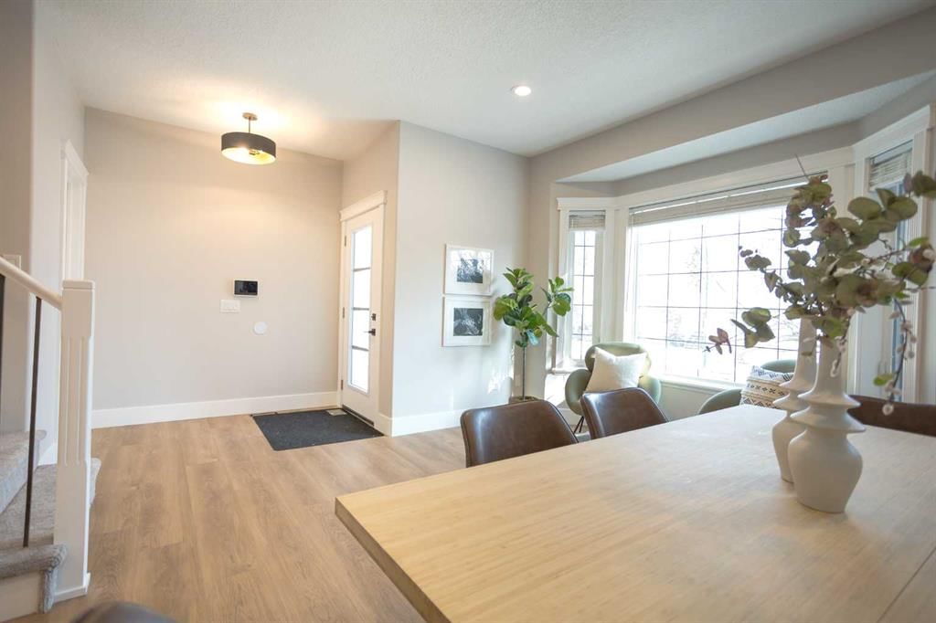 722 53 Avenue SW, Calgary — photo 2 of 45