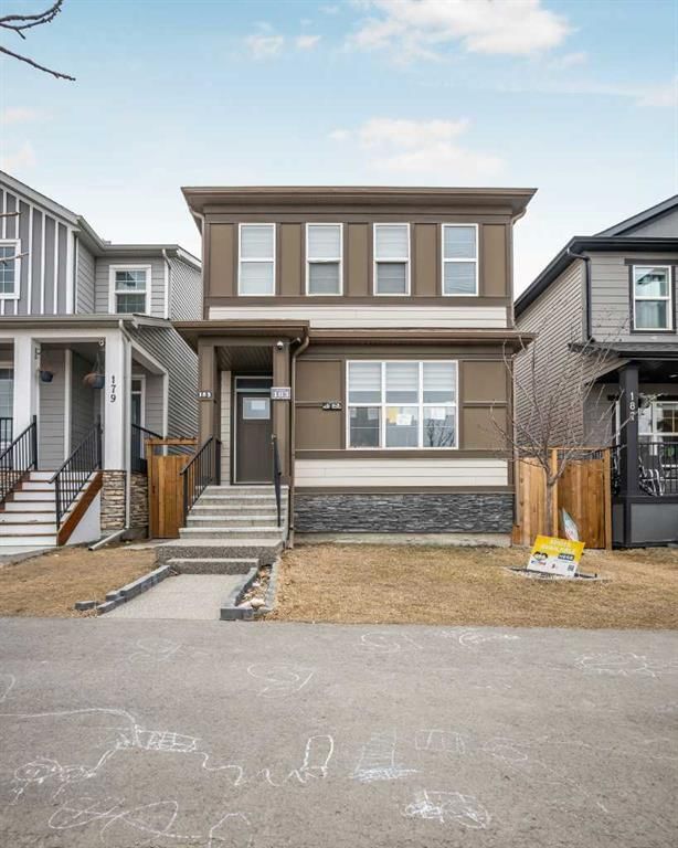 183 Cornerbrook Gate NE, Calgary — photo 4 of 50