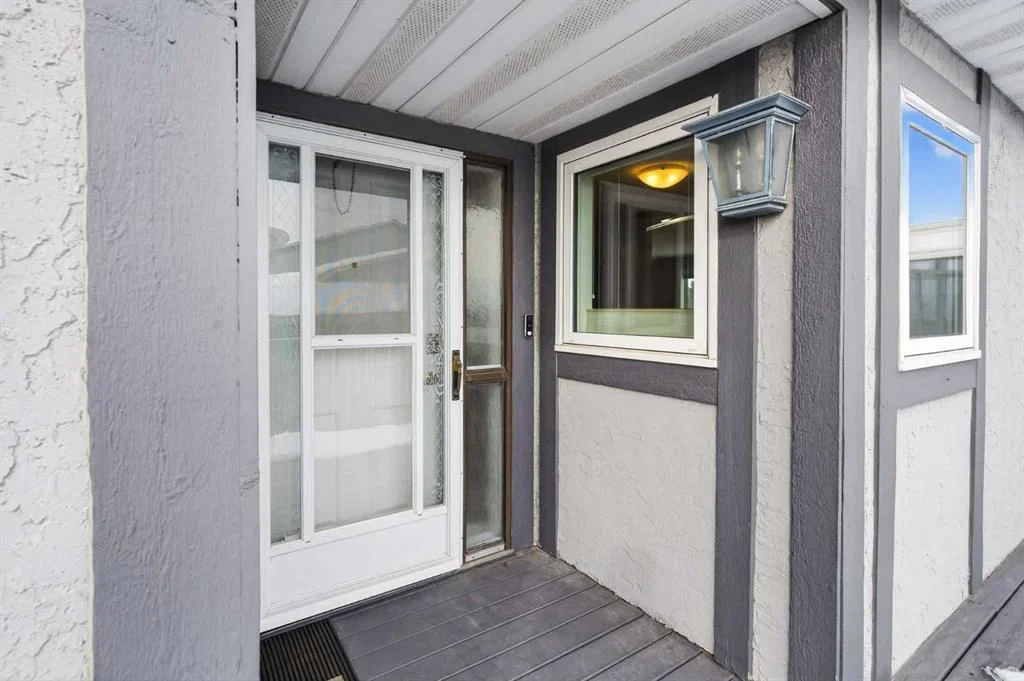 96 Norquay Heights NW, Calgary — photo 4 of 50
