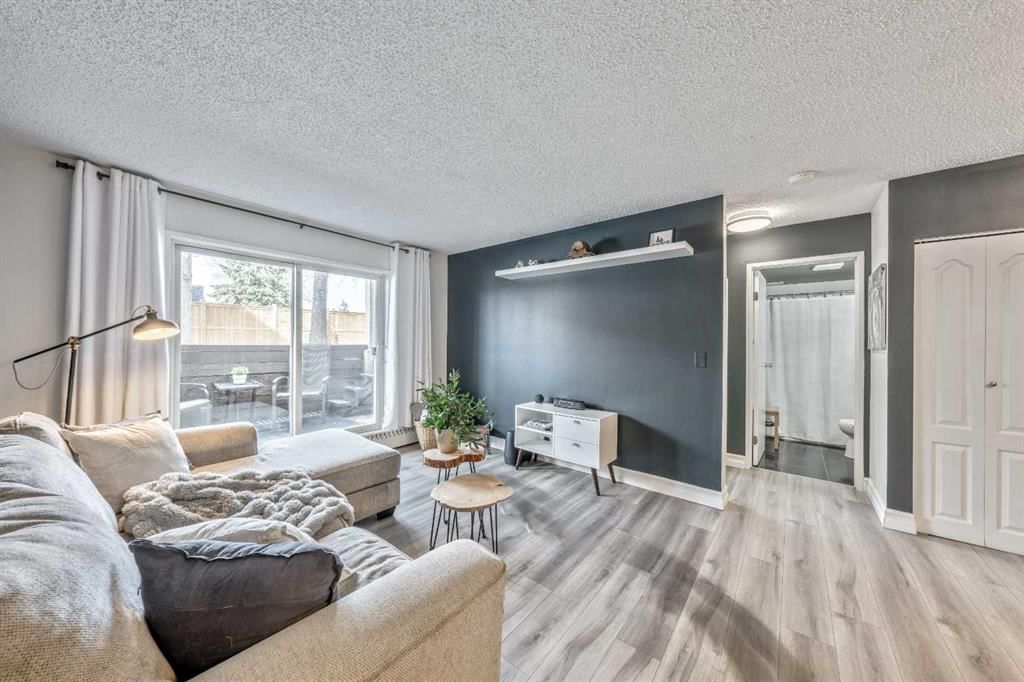 106, 10 Dover Point SE, Calgary — photo 5 of 24