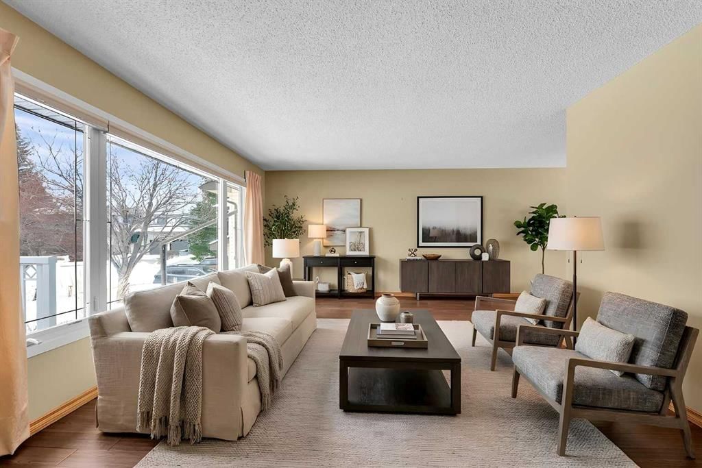 123 Valhalla Crescent NW, Calgary — photo 3 of 50