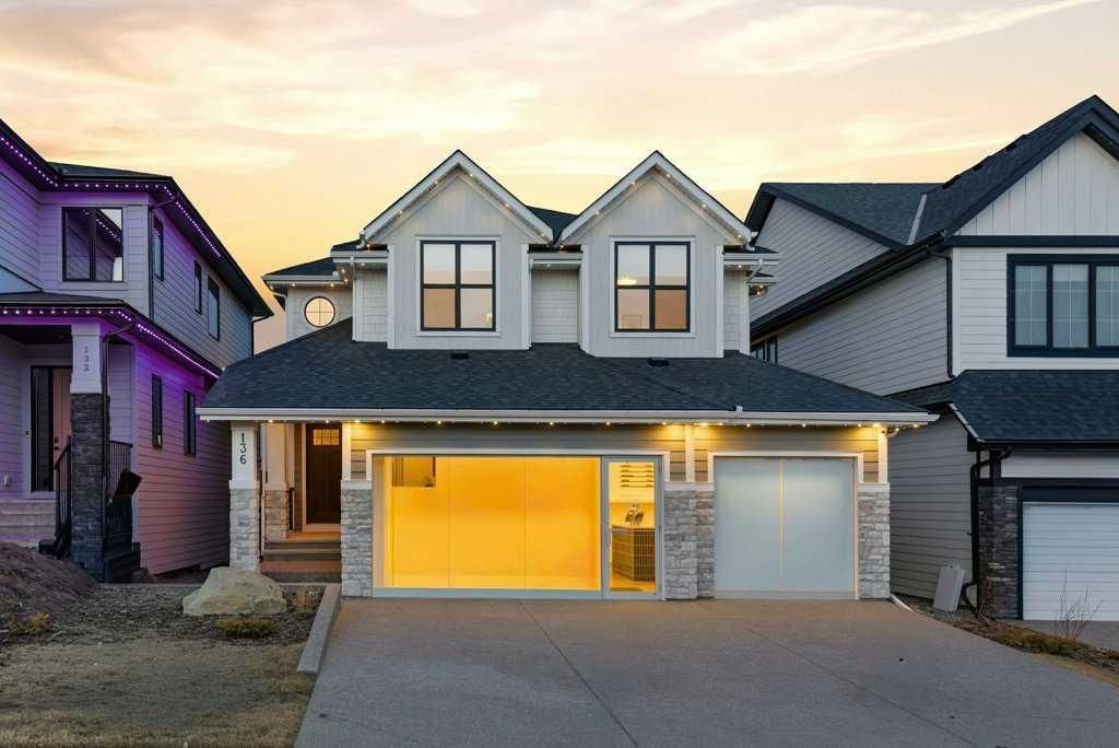 136 Creekstone Hill SW, Calgary — photo 2 of 50