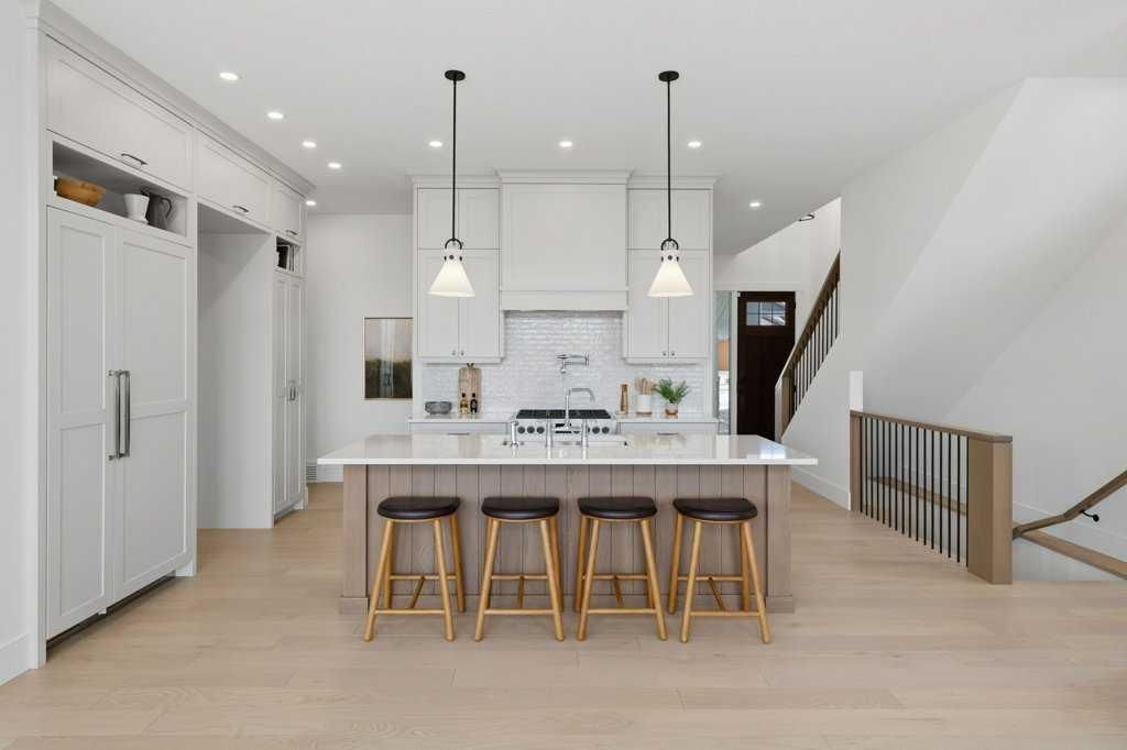 136 Creekstone Hill SW, Calgary — photo 3 of 50