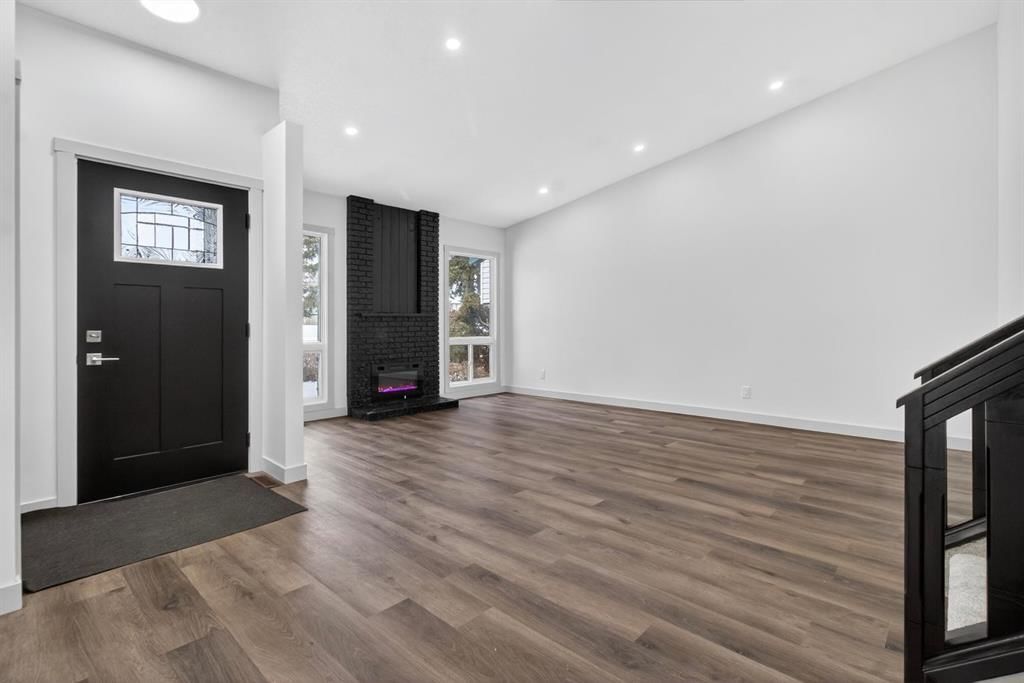 219 Templeview Place NE, Calgary — photo 3 of 50