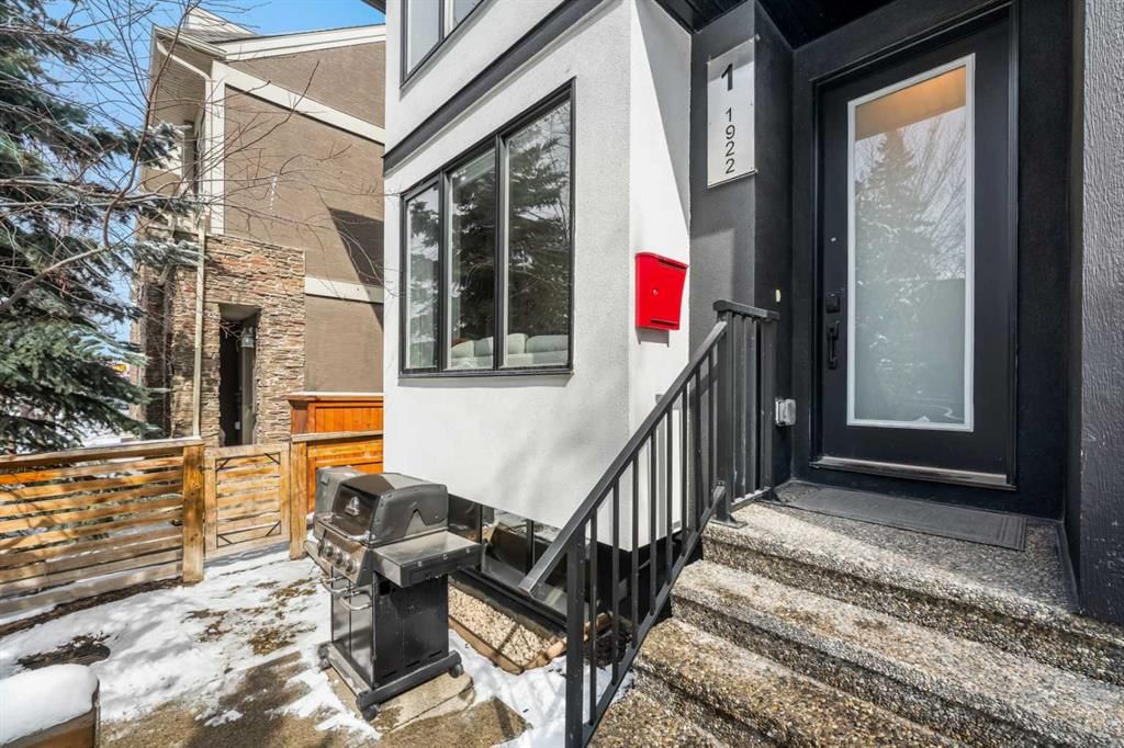 1, 1922 36 Street SW, Calgary — photo 2 of 31