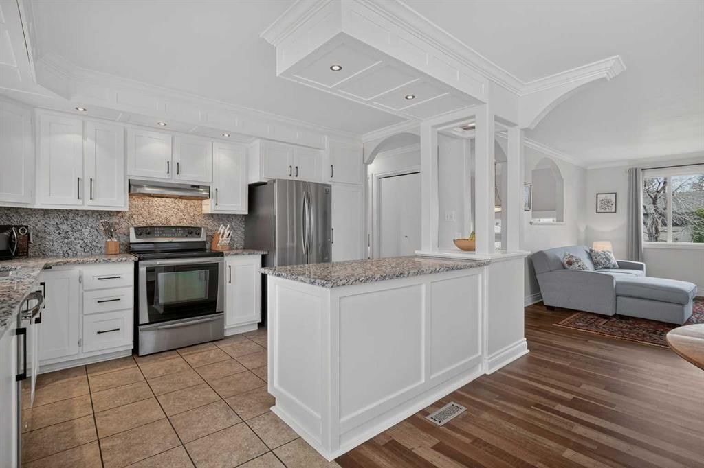 4119 Doverview Drive SE, Calgary — photo 2 of 47