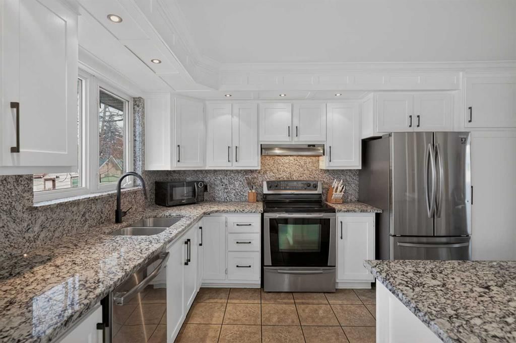 4119 Doverview Drive SE, Calgary — photo 5 of 47