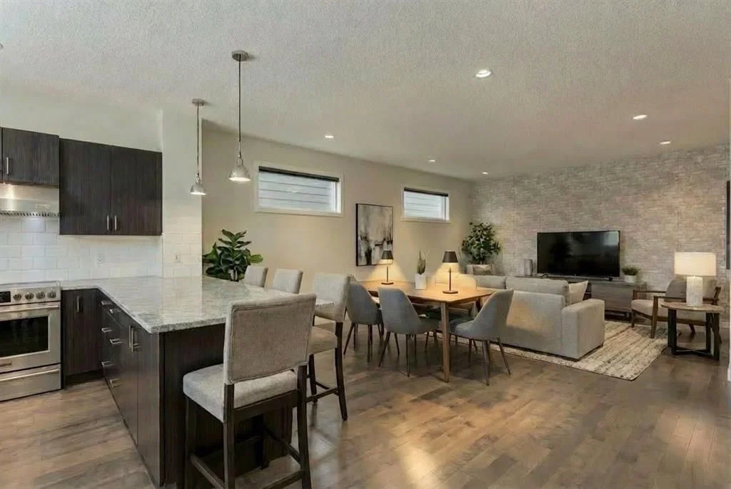 28 Masters Link SE, Calgary — photo 2 of 45
