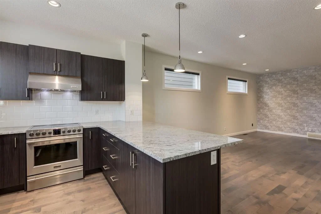28 Masters Link SE, Calgary — photo 3 of 45