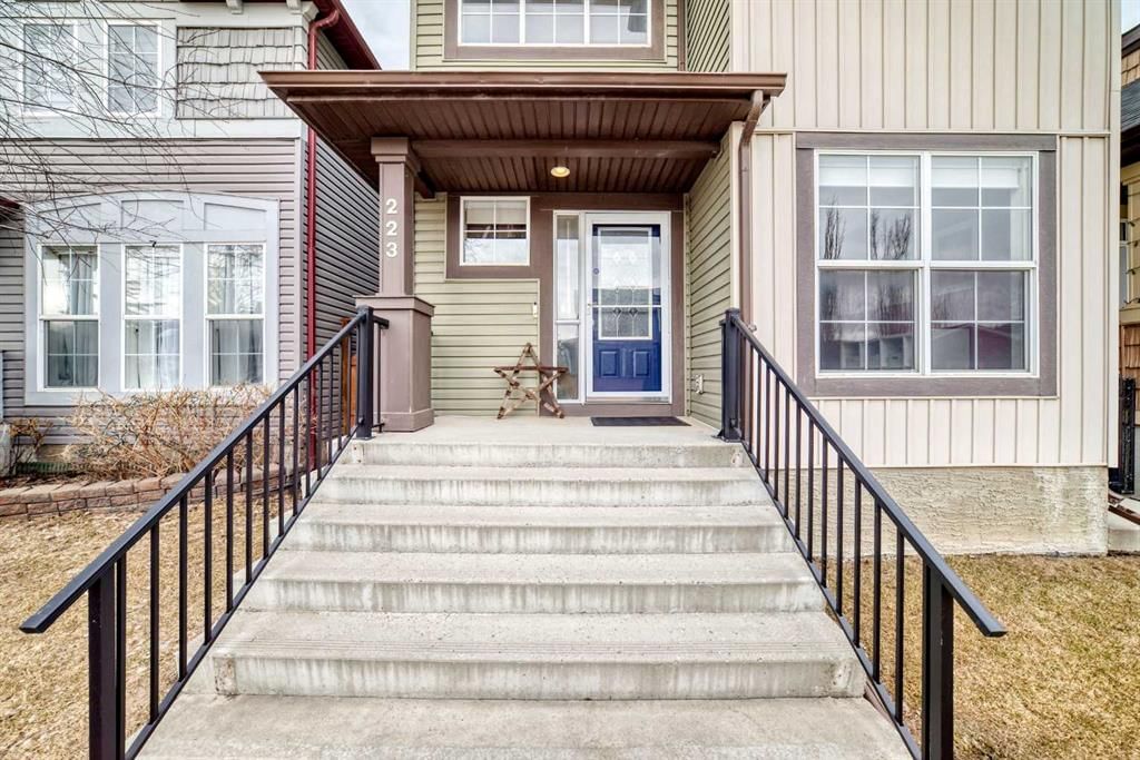 223 Auburn Bay Heights SE, Calgary — photo 2 of 46