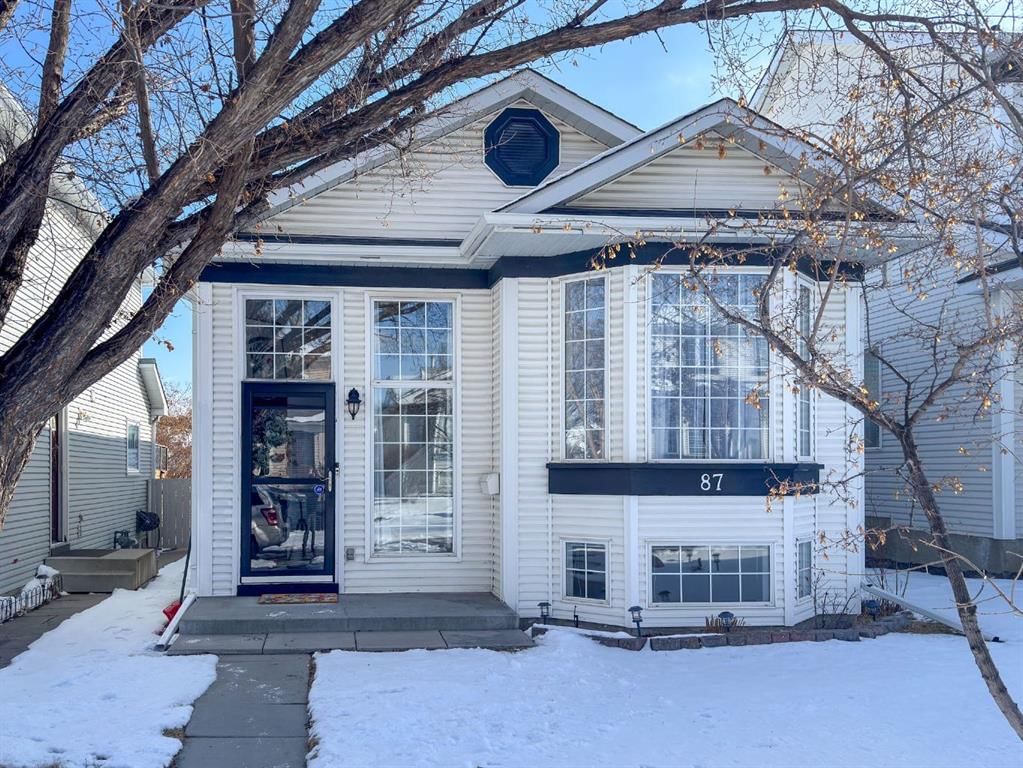 87 Hidden Green NW, Calgary — main listing photo