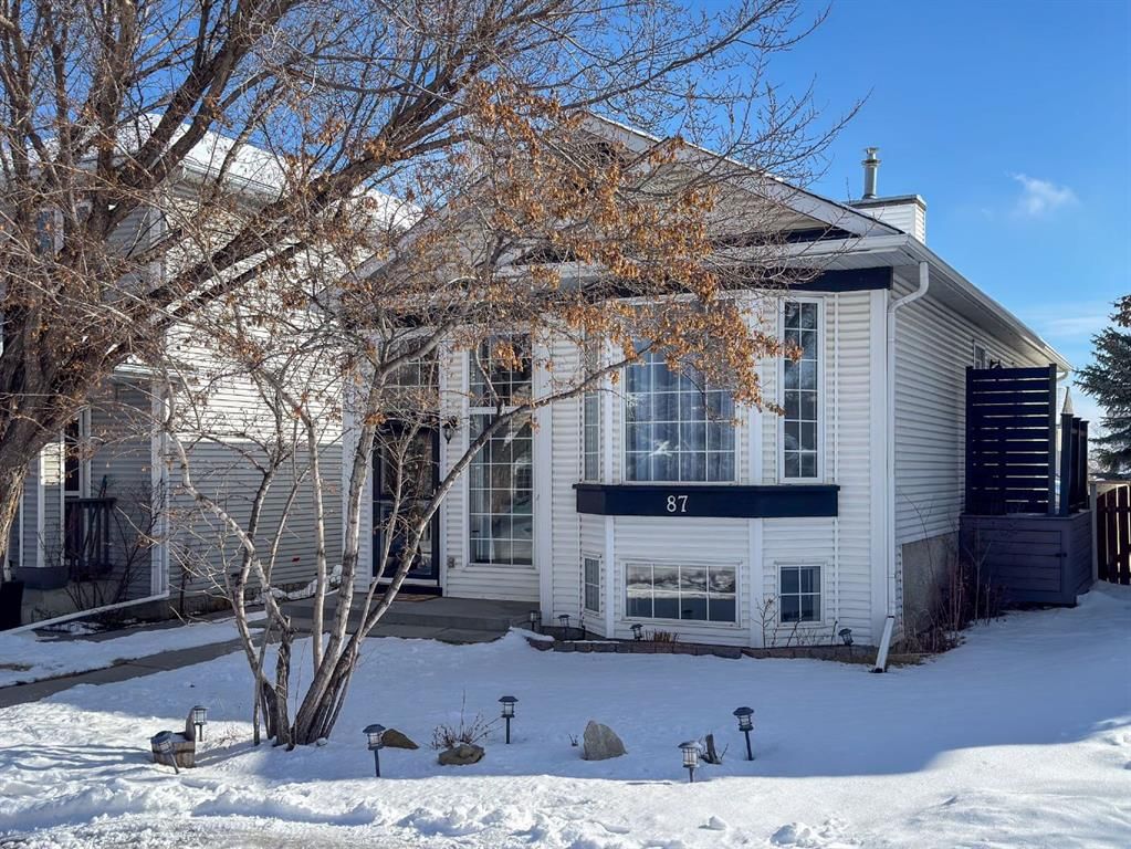 87 Hidden Green NW, Calgary — photo 2 of 38