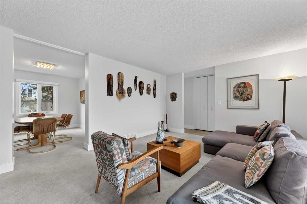 2424 Palisade Drive SW, Calgary — photo 5 of 29
