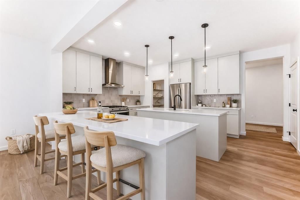 58 Walgrove Bay SE, Calgary — main listing photo