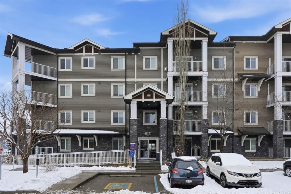3216, 115 Prestwick Villas SE, Calgary — main listing photo
