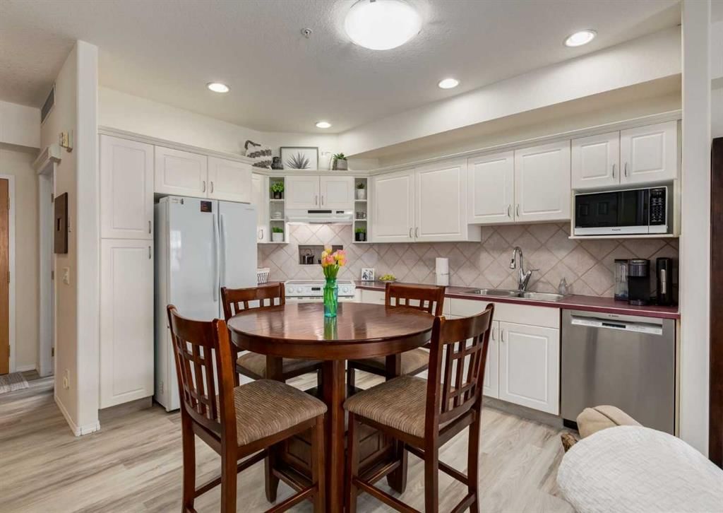219, 223 Tuscany Springs Boulevard NW, Calgary — photo 5 of 47