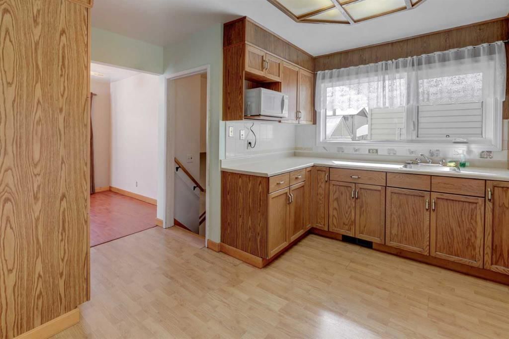 4513 Forman Crescent SE, Calgary — photo 5 of 34