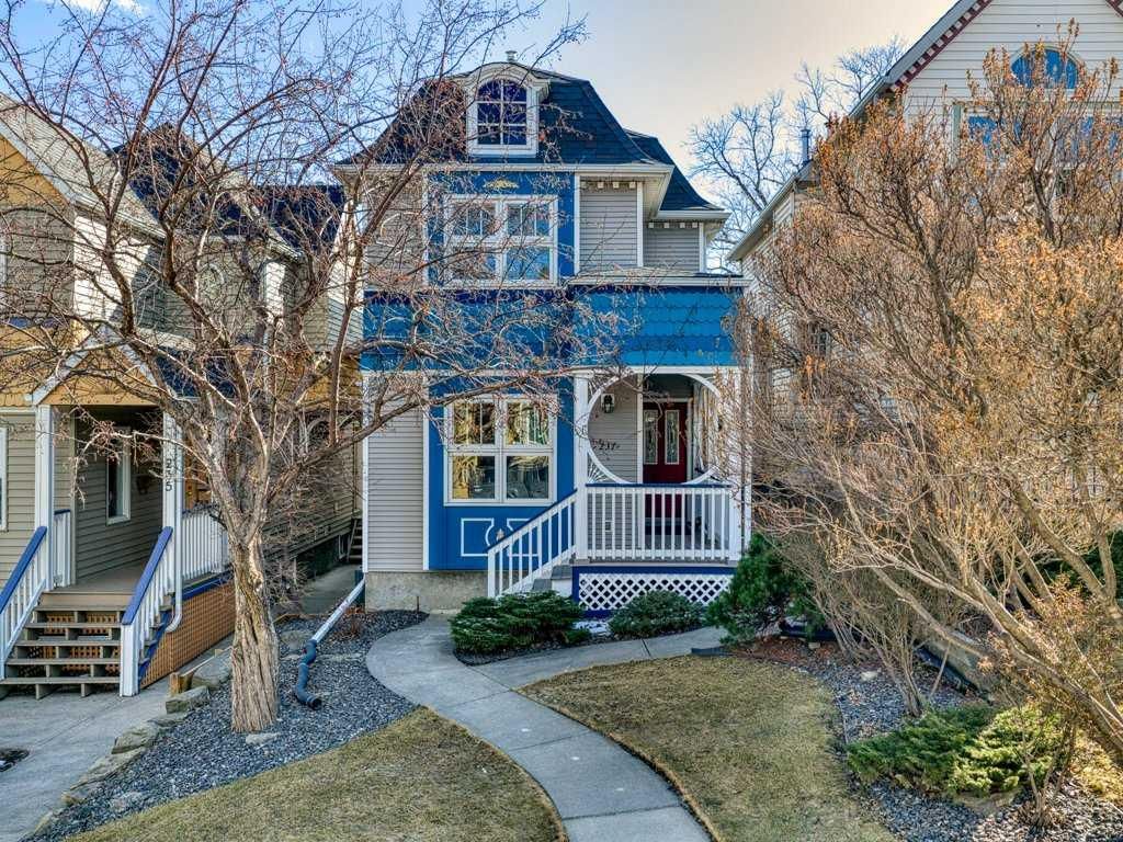 237 28 Avenue NW, Calgary — main listing photo