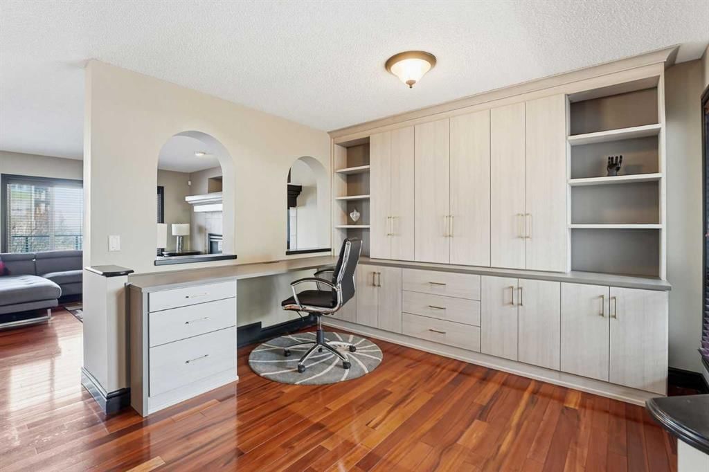 224 Everbrook Way SW, Calgary — photo 3 of 43