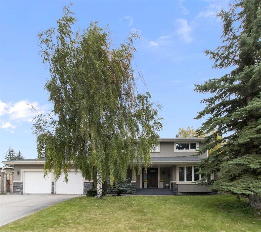152 Lake Mead Crescent SE, Calgary — main listing photo