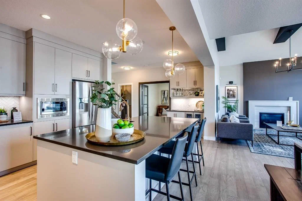 69 Rockyvale Green NW, Calgary — photo 4 of 40