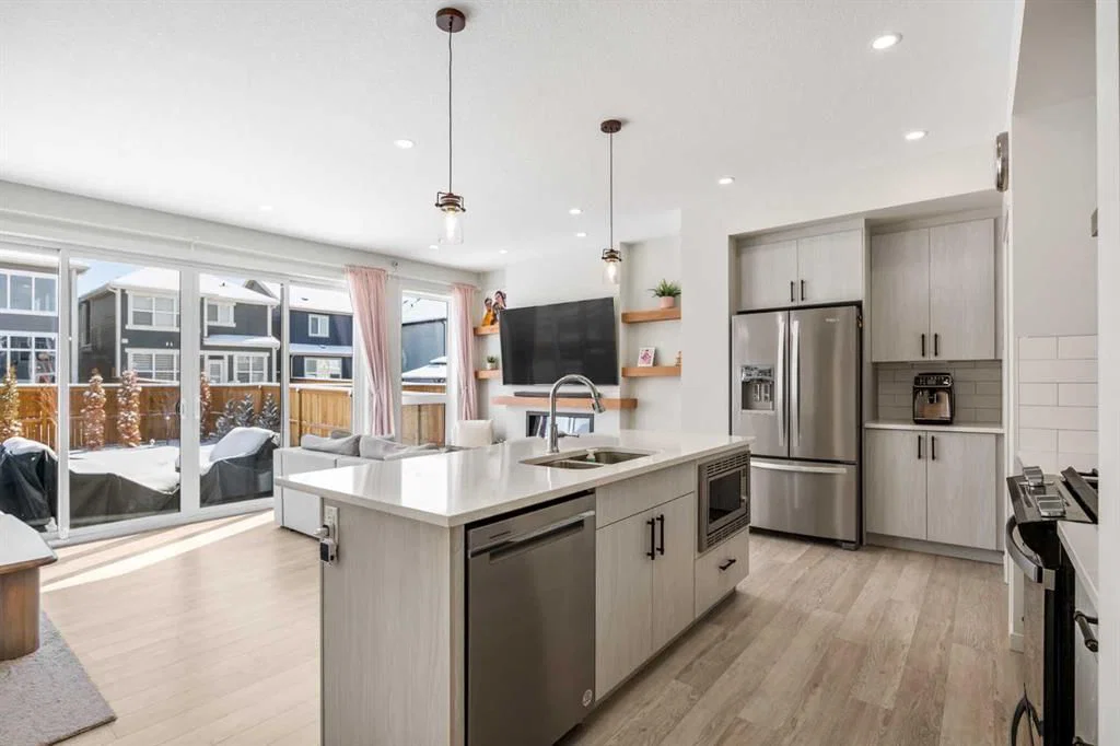 234 Magnolia Way SE, Calgary — photo 4 of 50