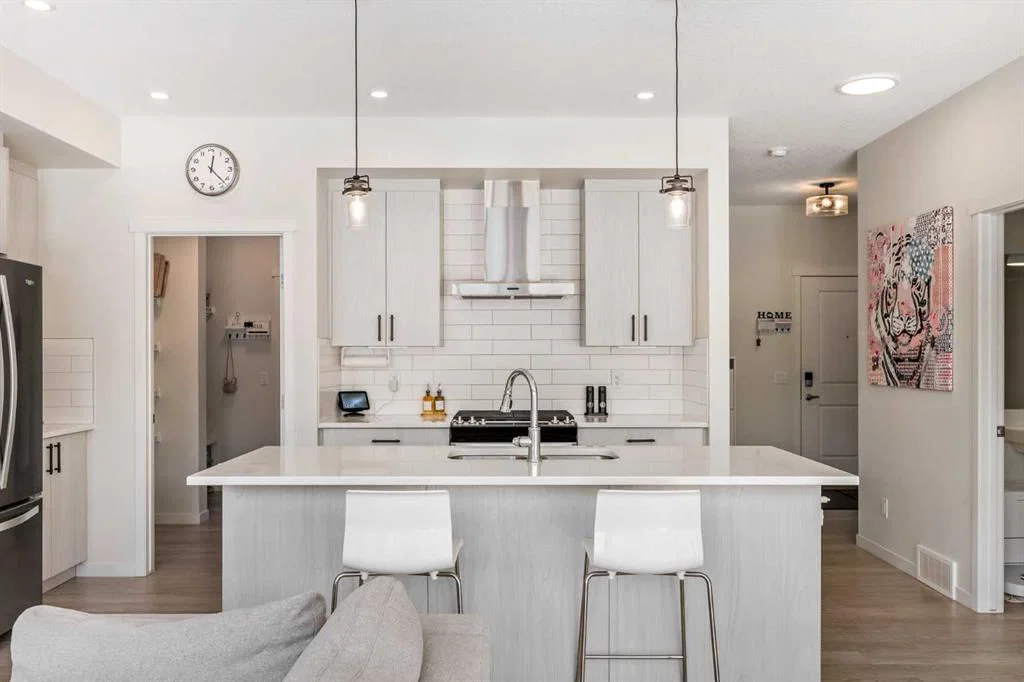 234 Magnolia Way SE, Calgary — photo 5 of 50