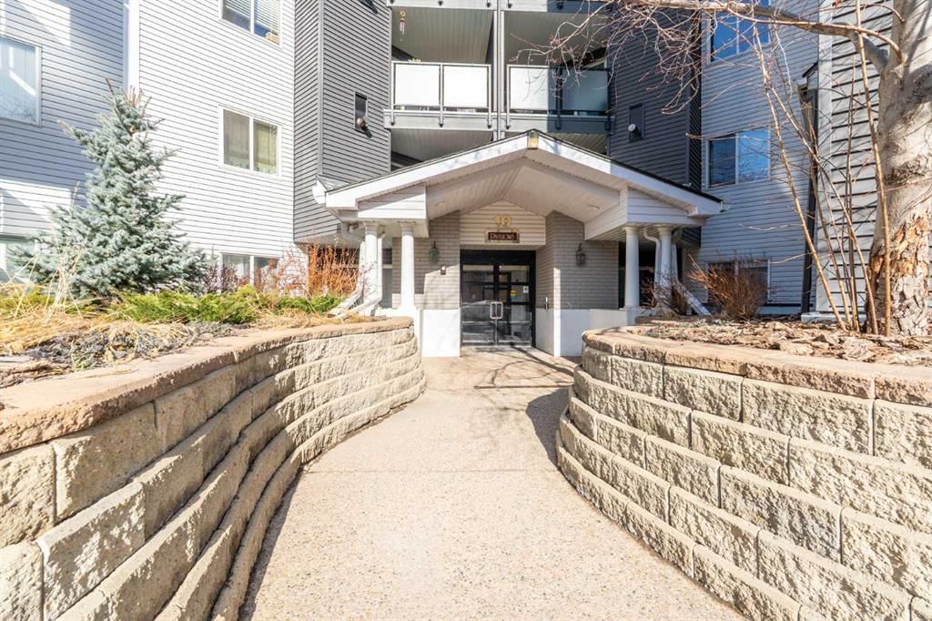 311, 10 Sierra Morena Mews SW, Calgary — main listing photo
