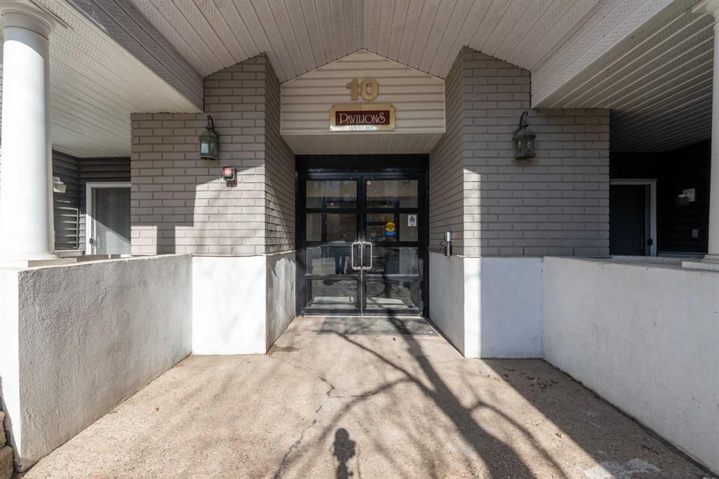 311, 10 Sierra Morena Mews SW, Calgary — photo 2 of 43