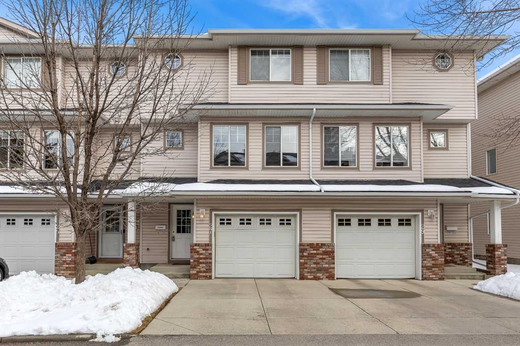 27 Country Hills Cove NW, Calgary — main listing photo