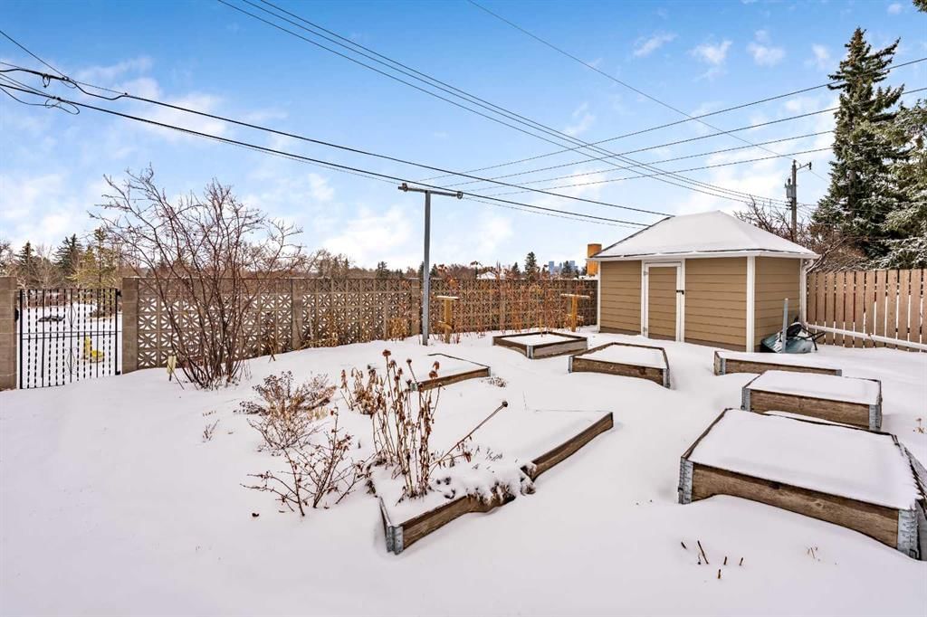 3316 24 Street NW, Calgary — photo 5 of 50