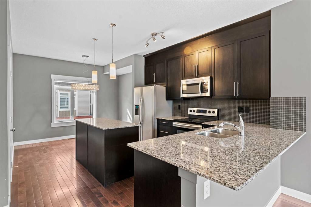 410 Skyview Point Place NE, Calgary — photo 4 of 28