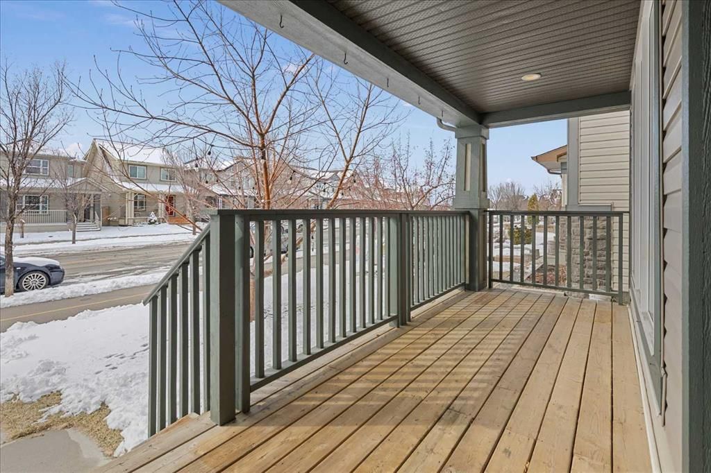 399 Copperpond Boulevard SE, Calgary — photo 3 of 31