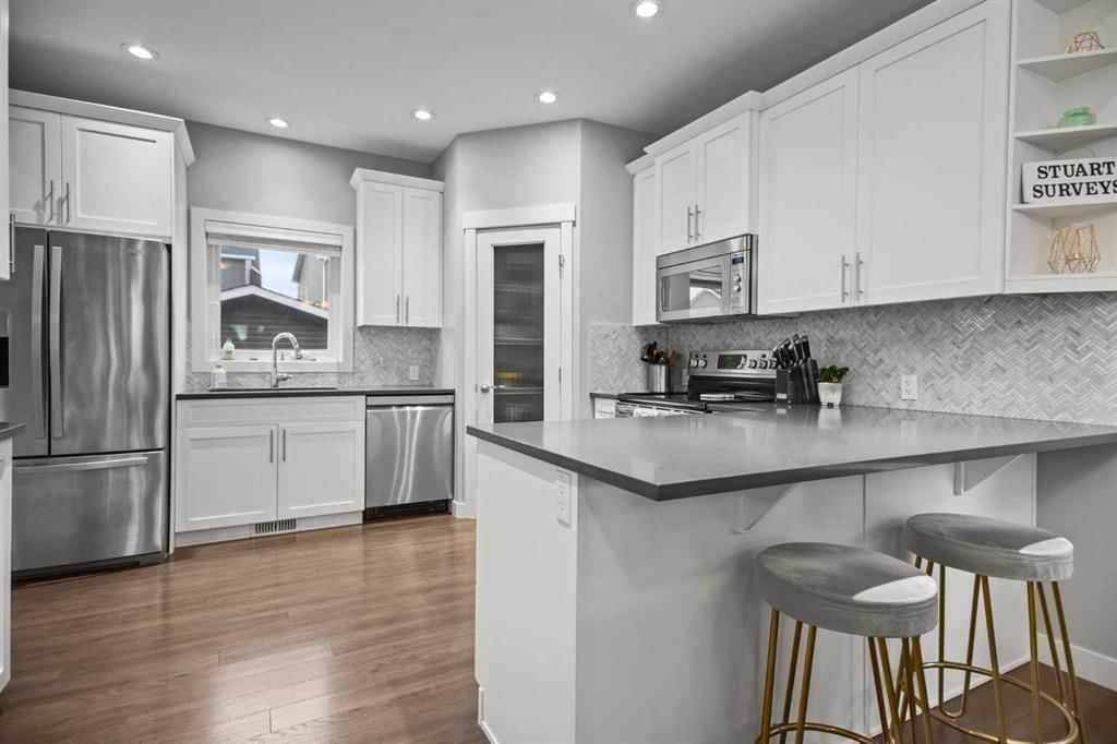 412 Evanston Way NW, Calgary — photo 4 of 45