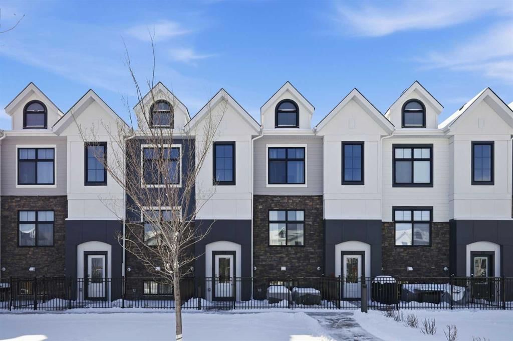 38 Les Jardins Park SE, Calgary — photo 4 of 45